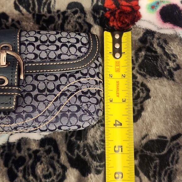 Coach - Vintage Wristlet - Navy Blue - Picture 7 of 8